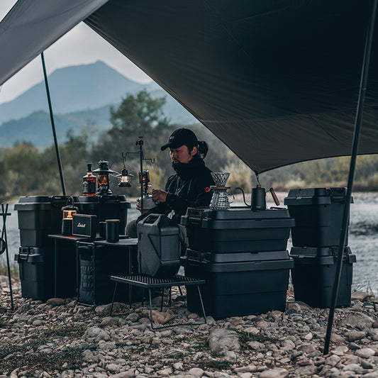 Portable liquid Storage Container